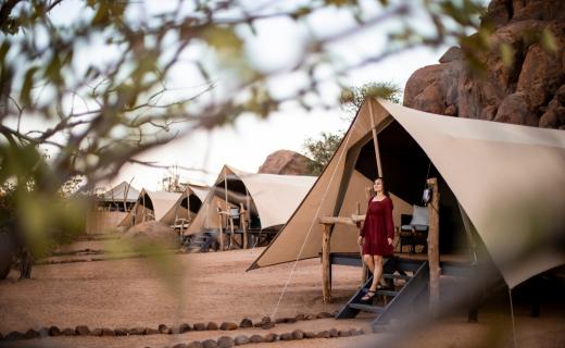 Source : Adobe Stock (c) Zach - Glamping Désert