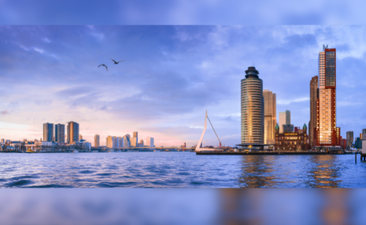 Source : Adobe Stock - (c) rustamank - Port de Rotterdam